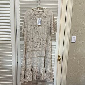 Magnolia Pearl European Beige Eyelet Heron Dress.NWT